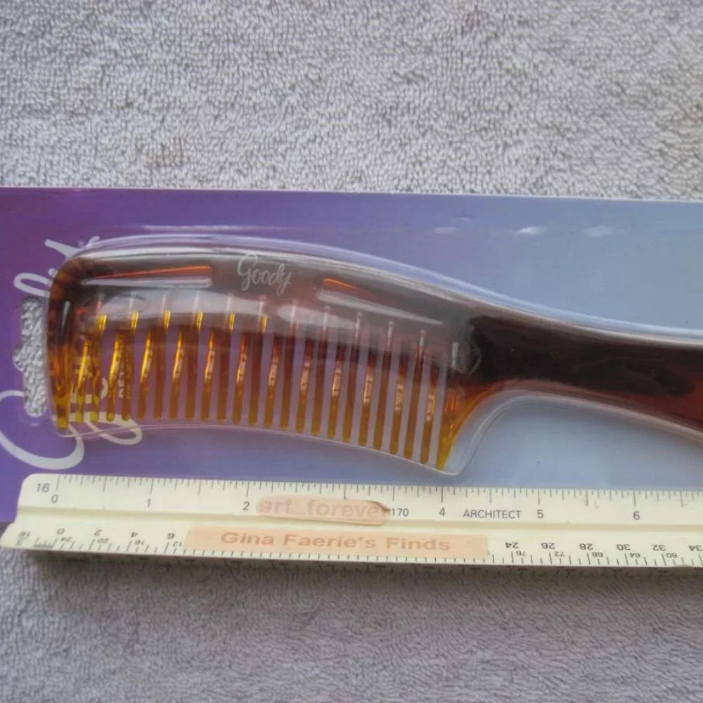 Solid Plastic Curved Wide Spaced Teeth Tooth Super Detangling Hair Comb Detangle